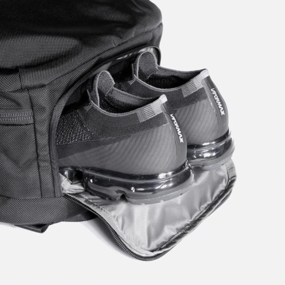 Aer Travel Pack 2 33L Black Like New